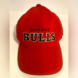 Bulls Starter Snapback Hat Red NBA Vintage Style Youth Cap